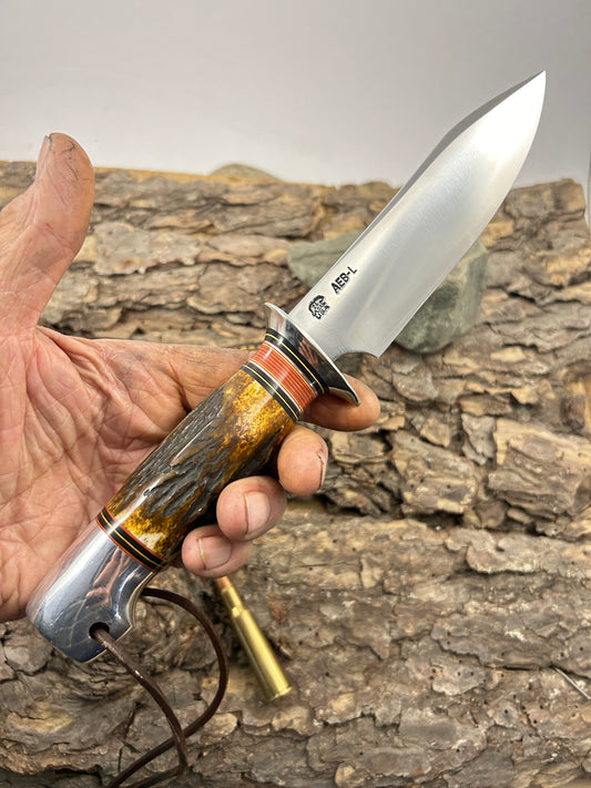 Treeman Special Hunter 6" AEB-L Stainless NS Sambar Stag Aluminum Crows beak butt. Giraffe sheath.