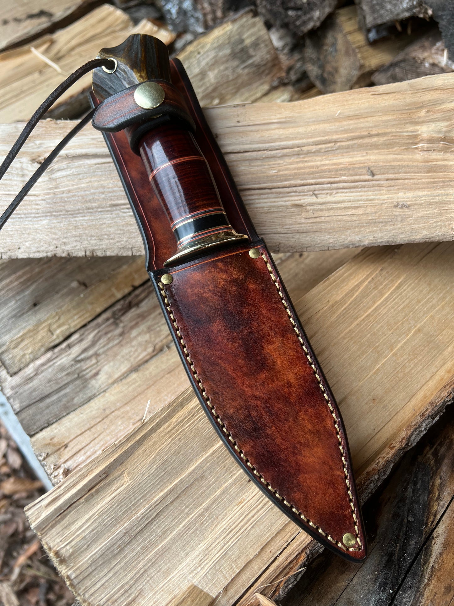 J. Behring Special Hunter AEB-L stainless Horsehide Crotch stag Antique Sheath